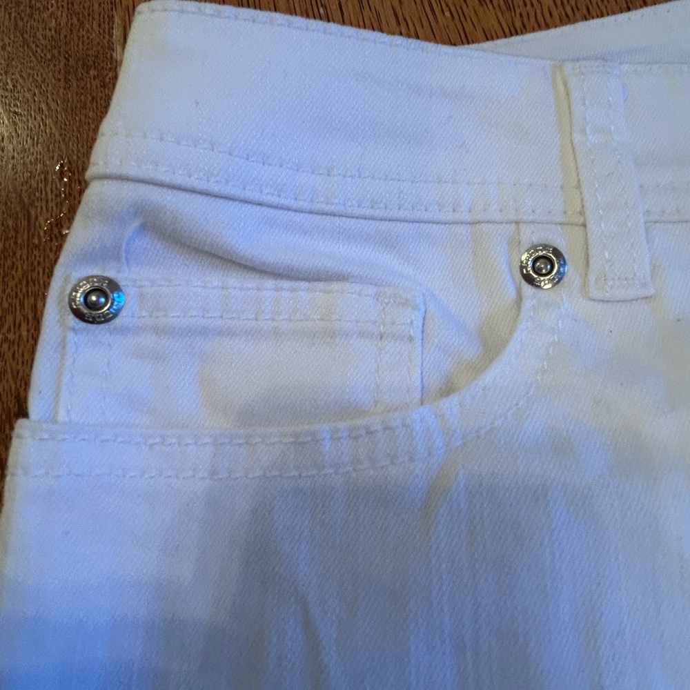 Chico's White Jeans - Picture 3 of 11